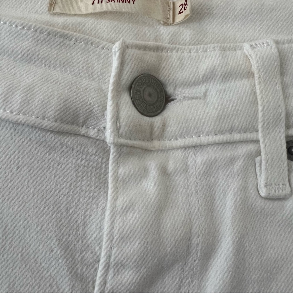 Levi’s 711 Skinny White Distressed Jeans - Picture 6 of 8